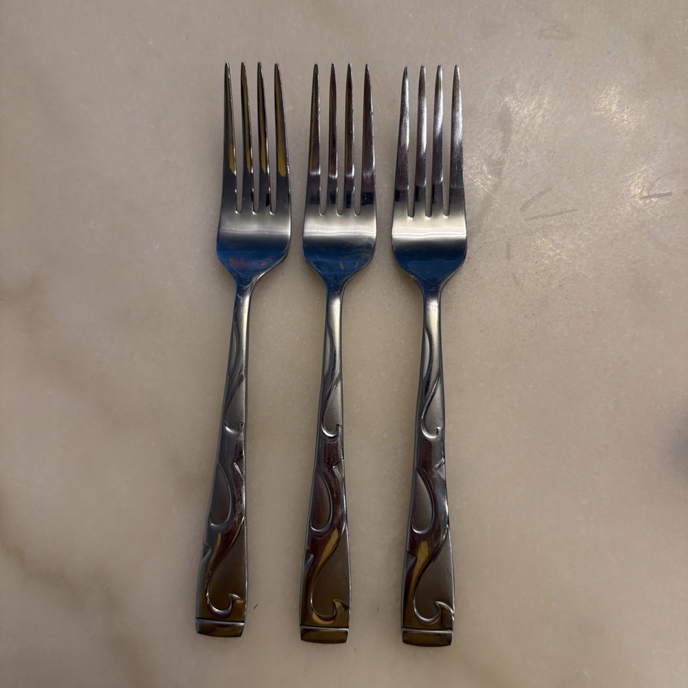 Lot of 3 Oneida "Tuscany" Dinner Forks Frosted Scrolls Stainless Steel Flatware
